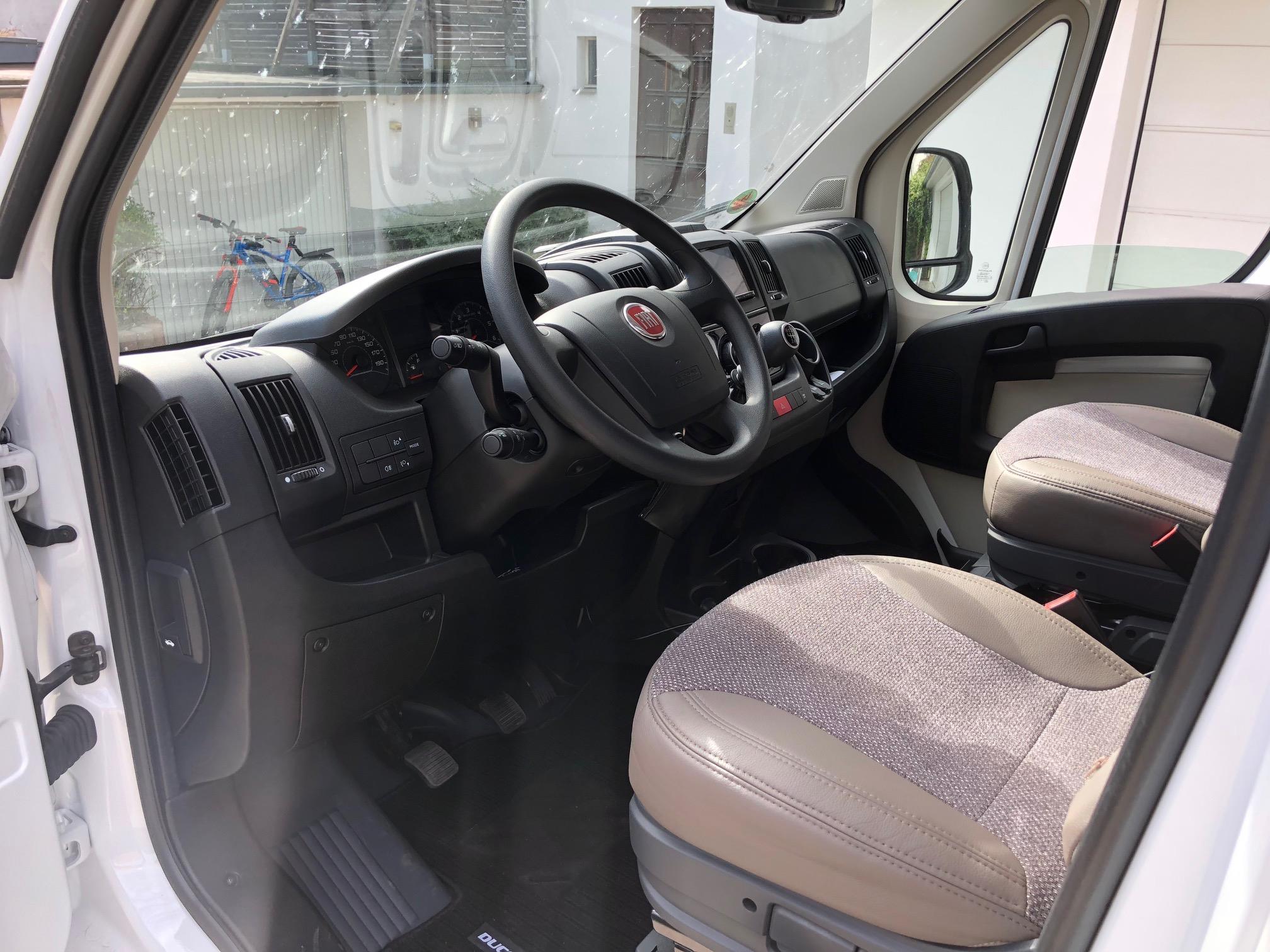 Cockpit – Fiat Ducato Wohnmobil