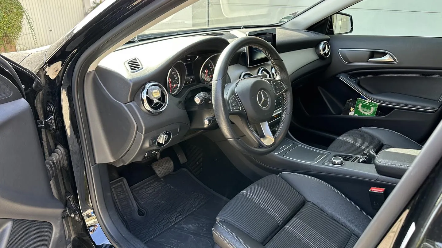 Display-Ansicht – Mercedes GLA