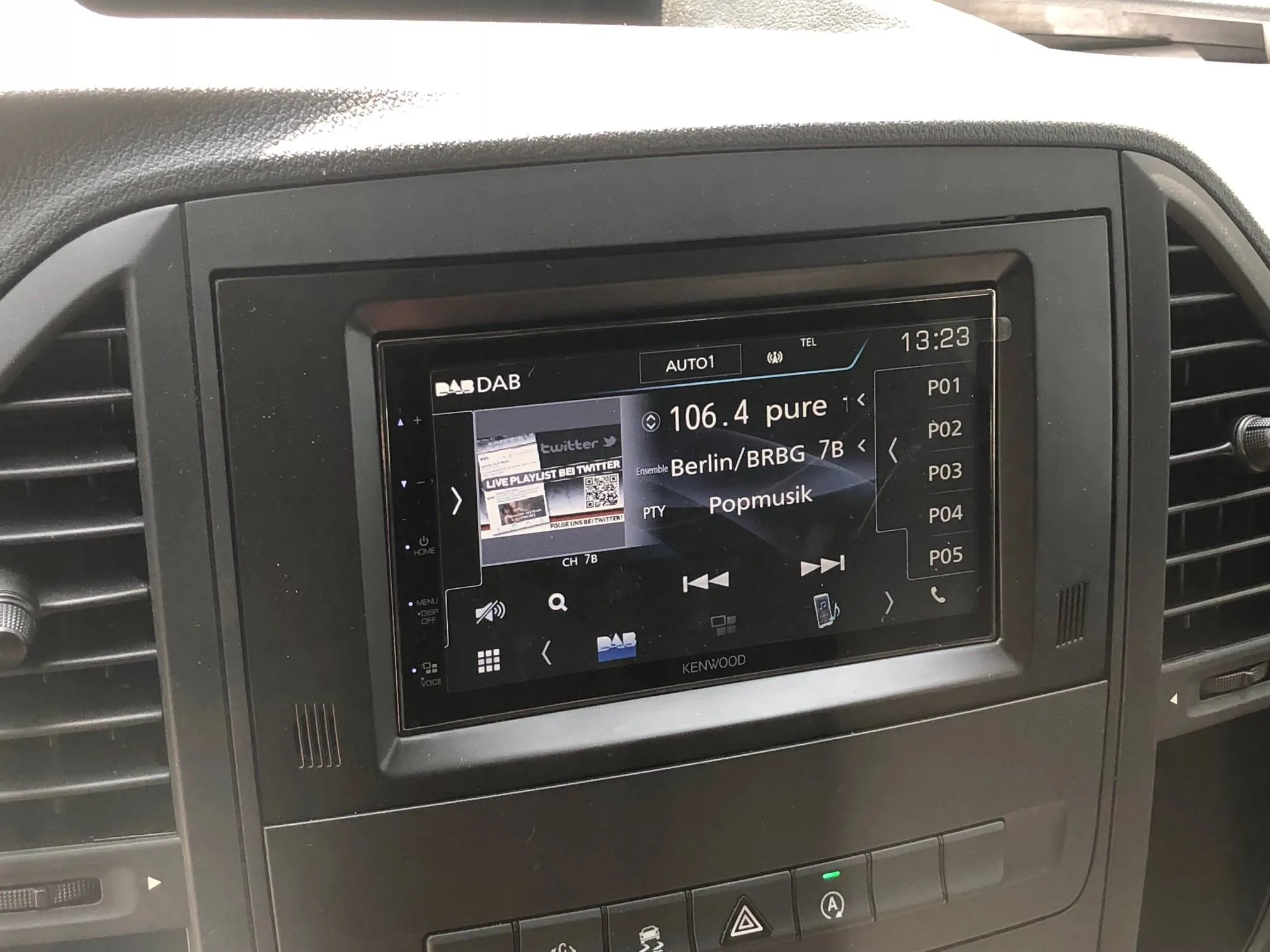 Kenwood DAB+ Display – Mercedes Vito W447 Marco Polo