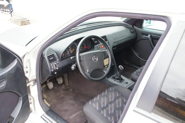 Mercedes C-Klasse – Foto 4