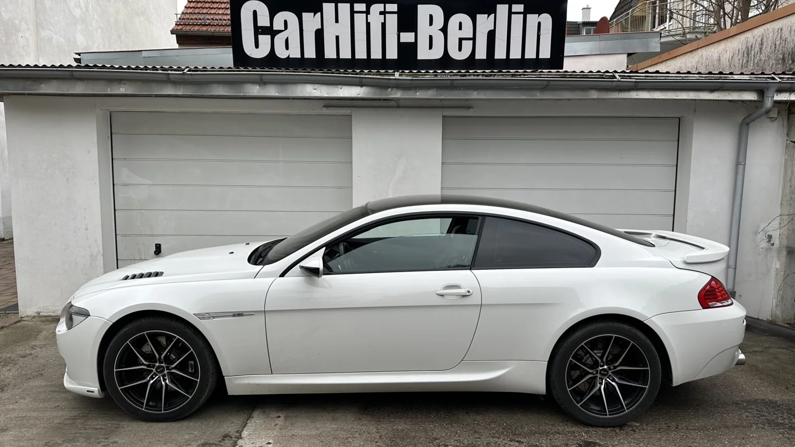 BMW M6 mit Wireless CarPlay/AndroidAuto – Foto 1