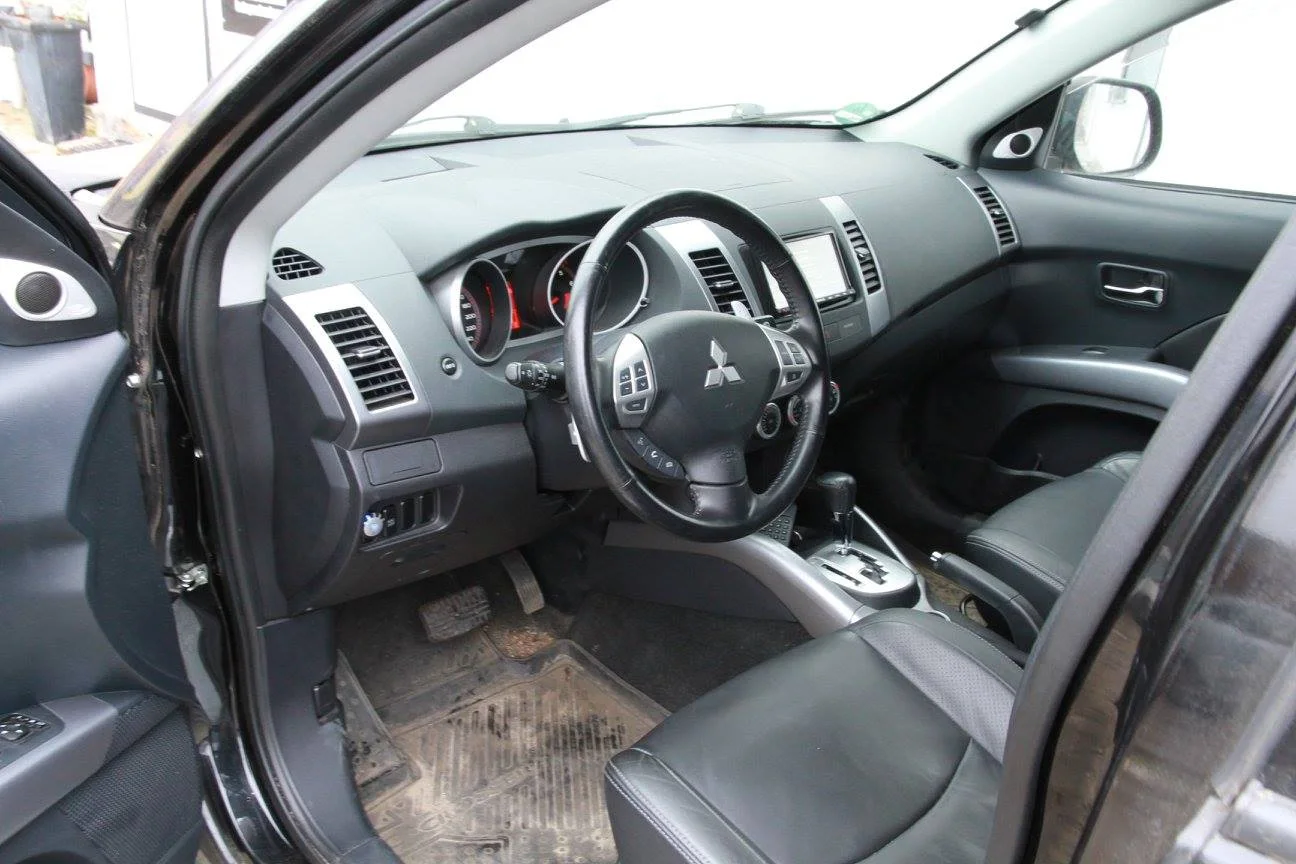 Mitsubishi Outlander – Foto 2
