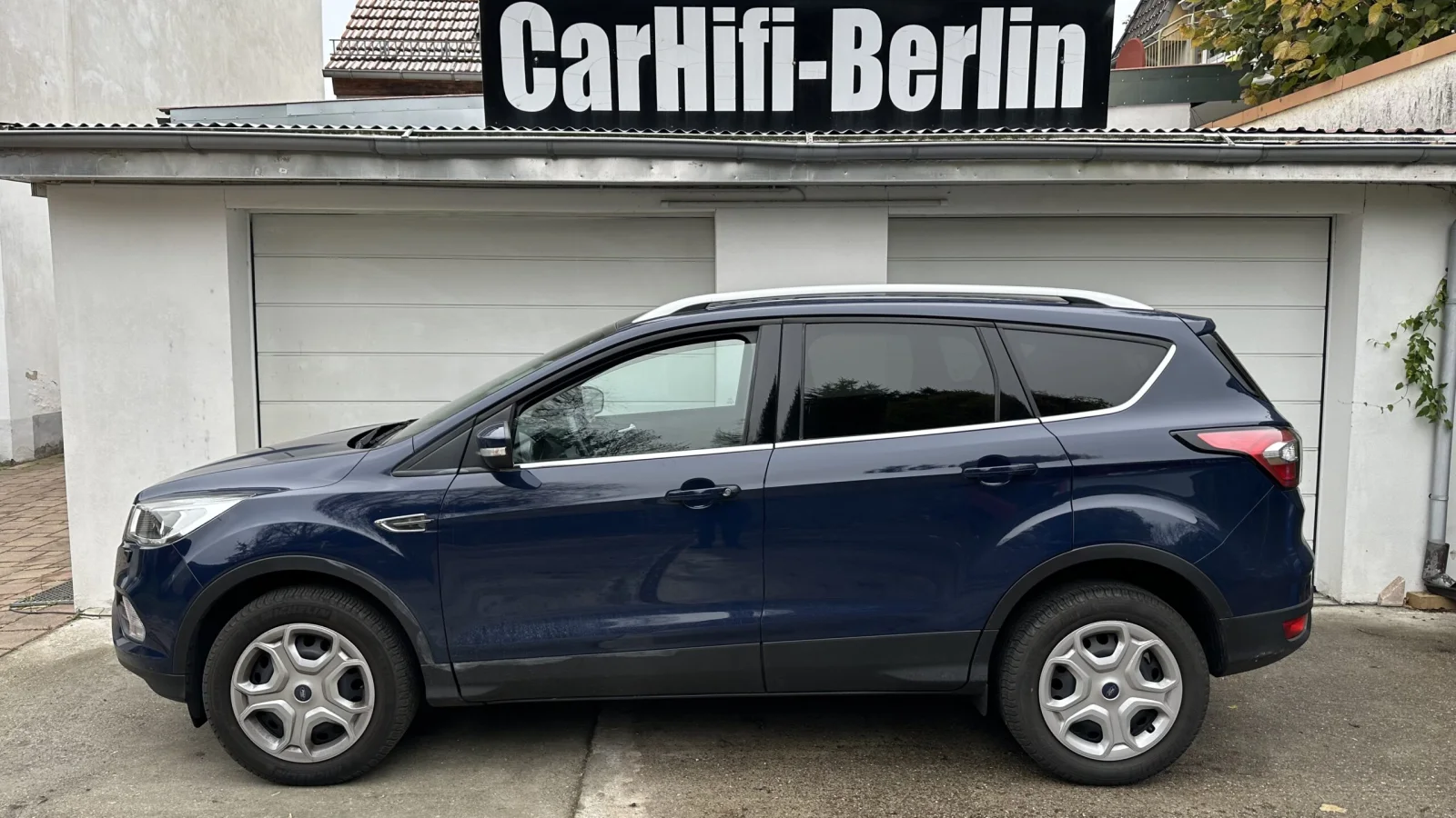 Ford Kuga – Foto 1