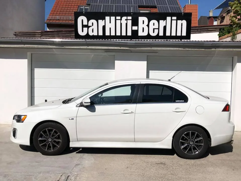Mitsubishi Lancer