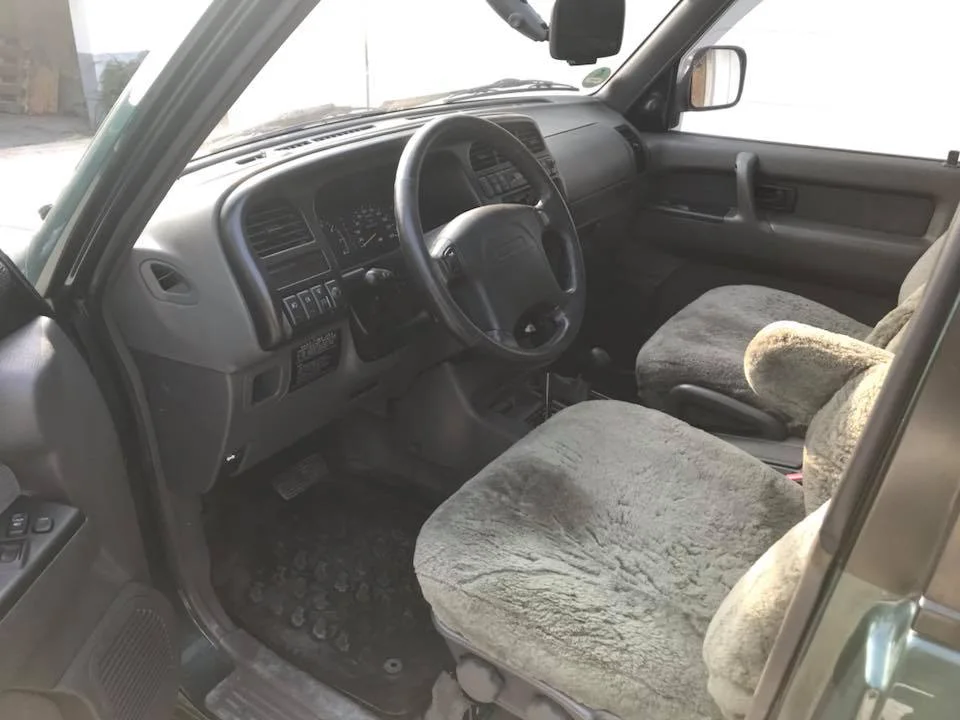 Isuzu Trooper – Foto 2