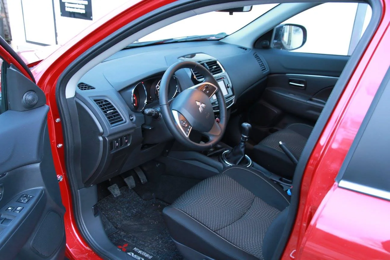Mitsubishi Outlander – Foto 2