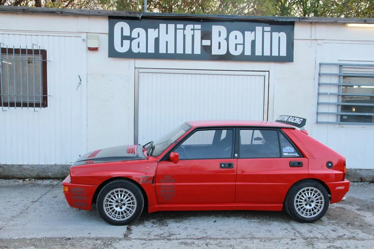 Lancia Delta Integrale HF