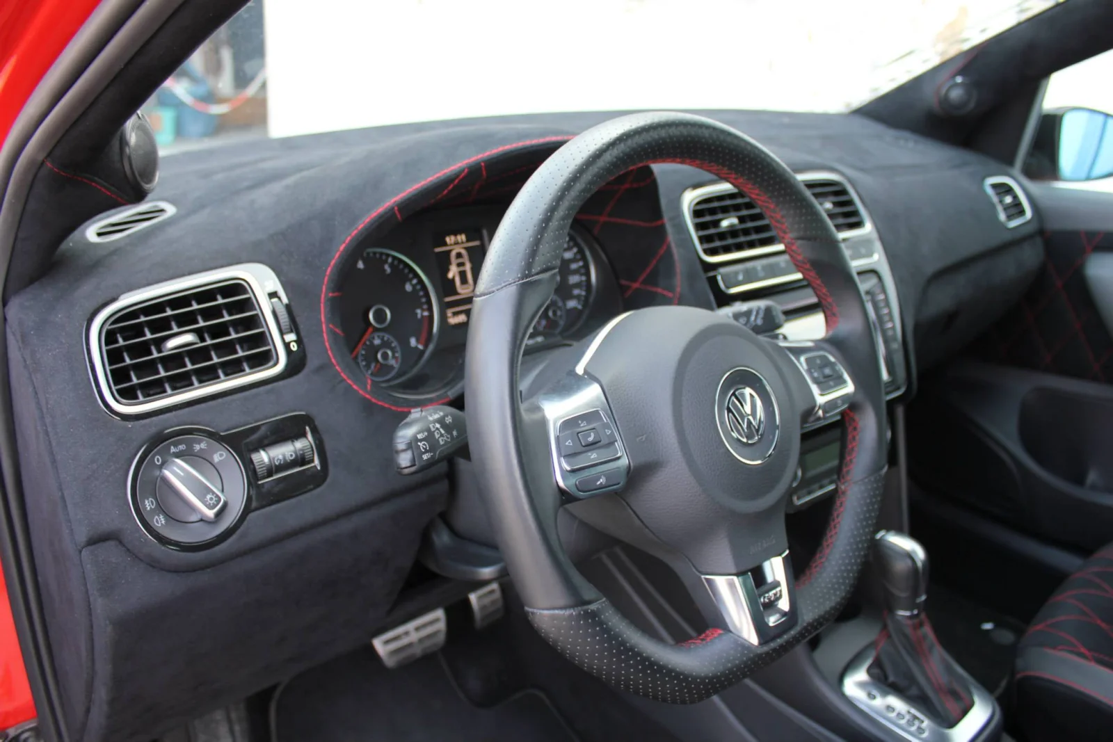 VW Polo CarHifi-Berlin und Kenwood Demo und Showcar – Foto 3