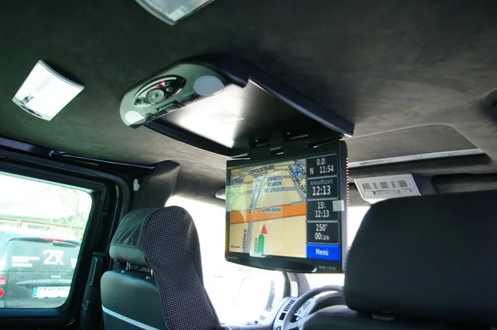 VW T5 mit Navi, Multimedia und komplett Leder/Alcantaraausstattun – Foto 9