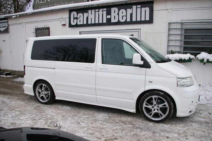 VW T5 Navi, Multimedia und Folien komplett Beklebung – Foto 2