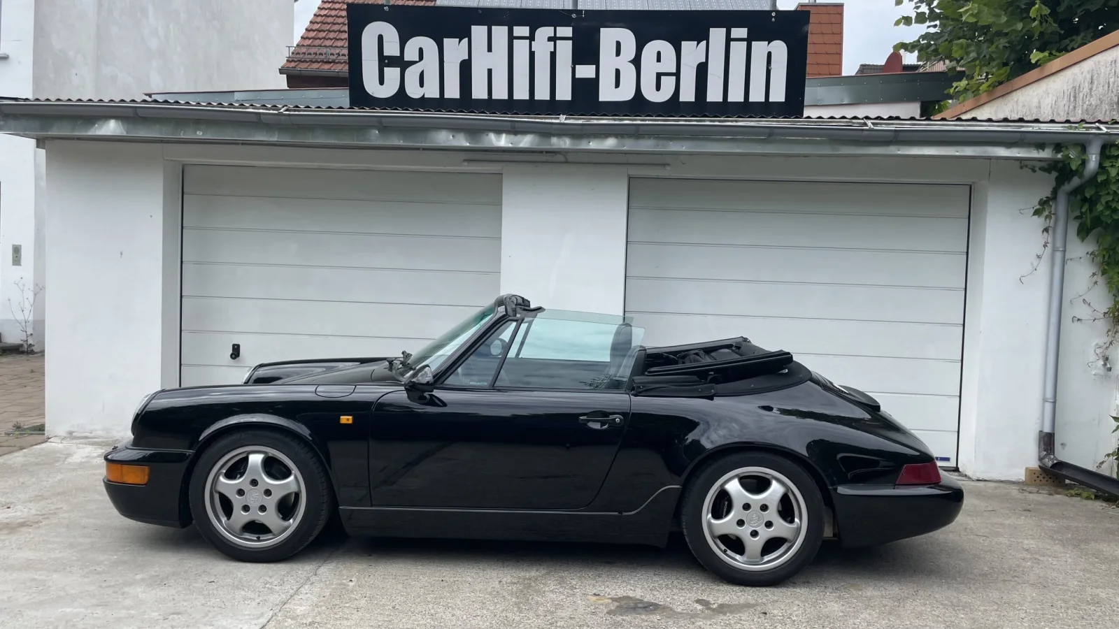 Porsche 911 Carrera 4 Cabrio