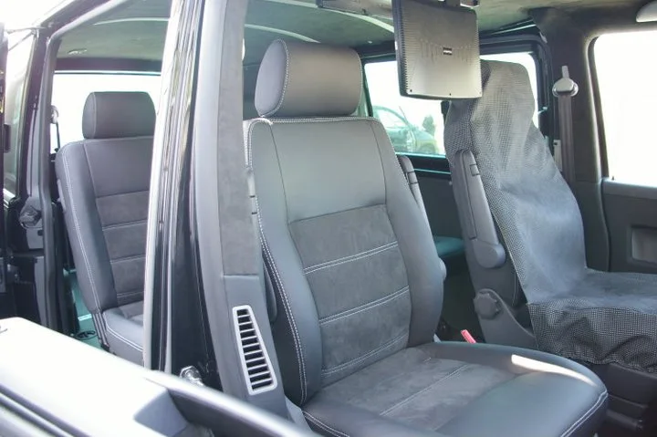 VW T5 mit Navi, Multimedia und komplett Leder/Alcantaraausstattun – Foto 12