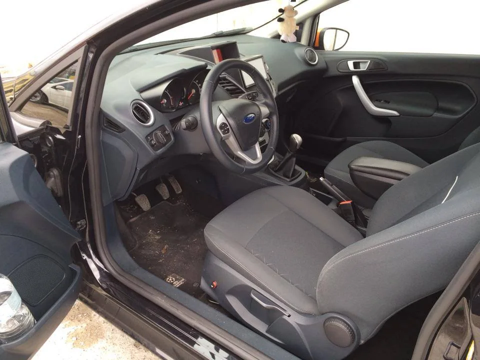 Ford Fiesta – Foto 2