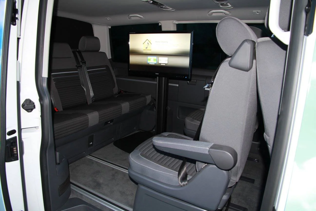 VW T5 Demofahrzeug für einen Telefonanbieter – Foto 4