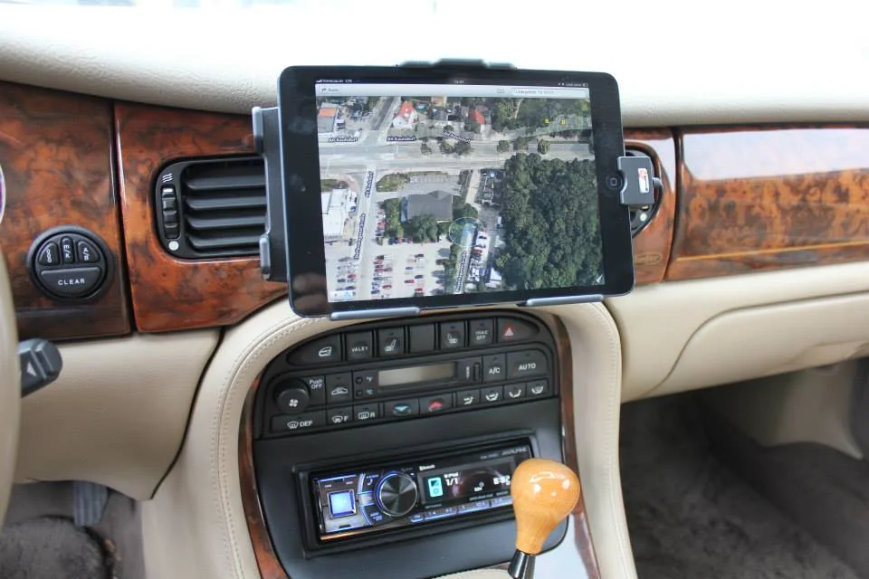 Jaguar Daimler XJ 8 – Foto 4