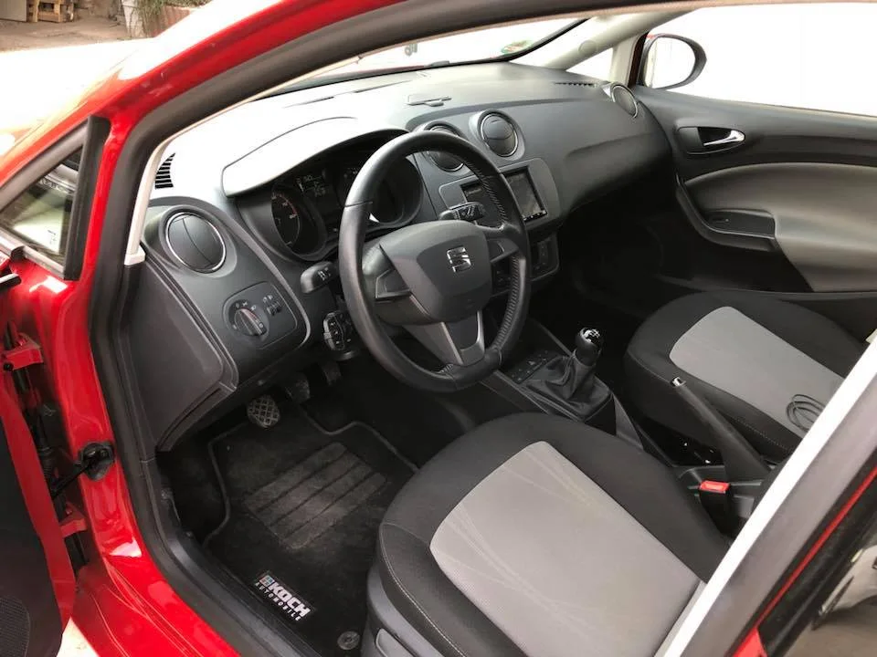 Seat Ibiza – Foto 2