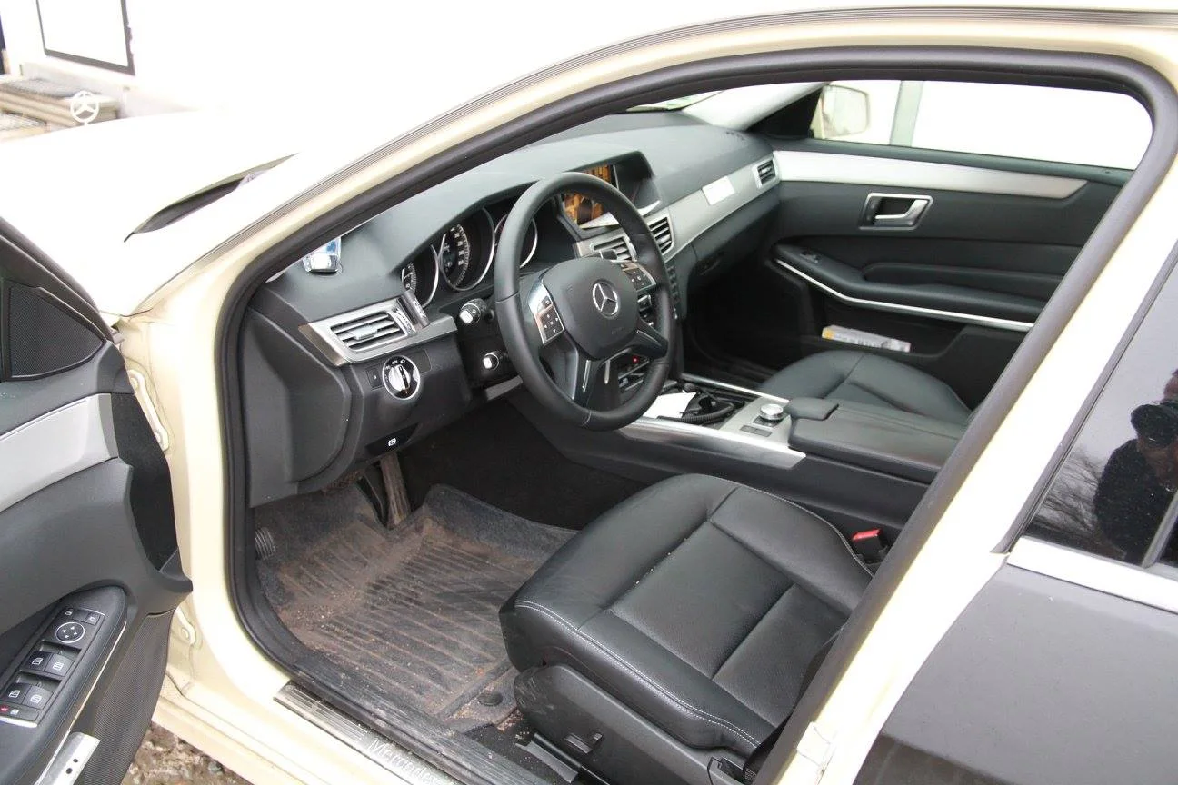 Mercedes E-Klasse Taxi – Foto 2