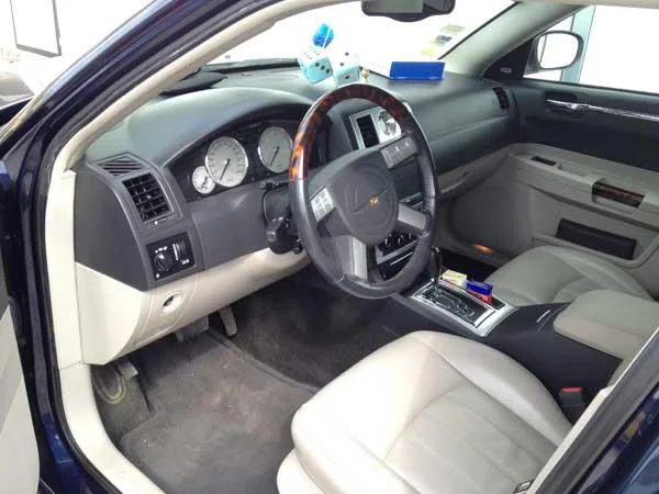 Chrysler 300C – Foto 2