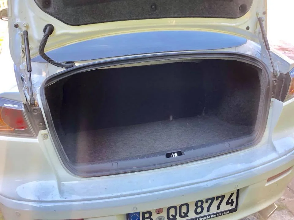 Mitsubishi Lancer – Foto 4