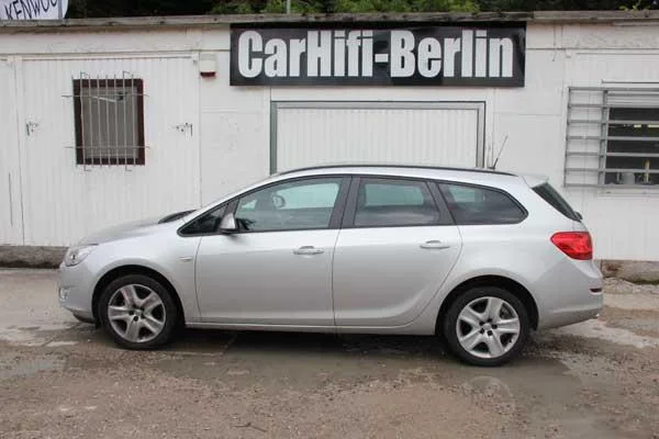Opel Astra J – Foto 1