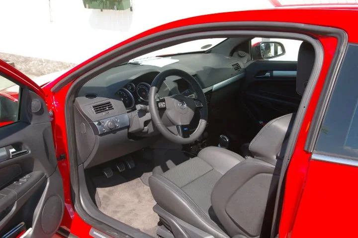 Opel Astra H OPC – Foto 2