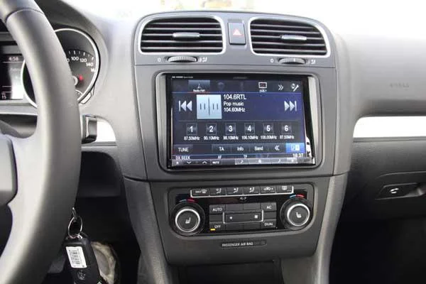 VW Golf 6 Cabrio Alpine Demofahrzeug – Foto 5