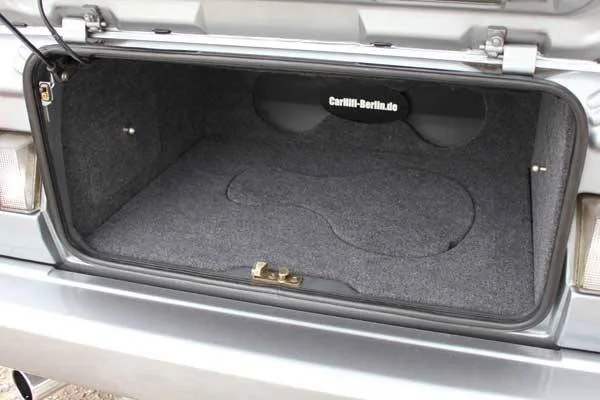 VW Golf 1 Cabrio – Foto 3