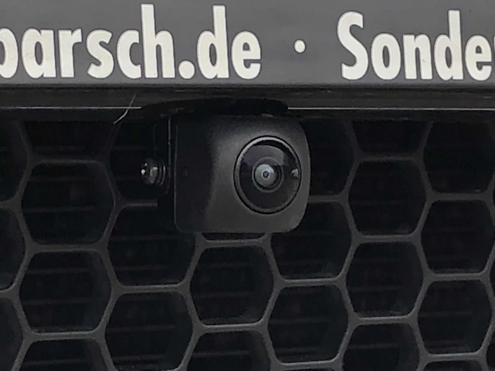 VW Touareg V10 4Motion – Foto 10