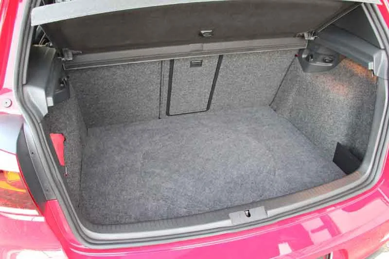 VW Golf 6 Kenwood Demofahrzeug – Foto 6