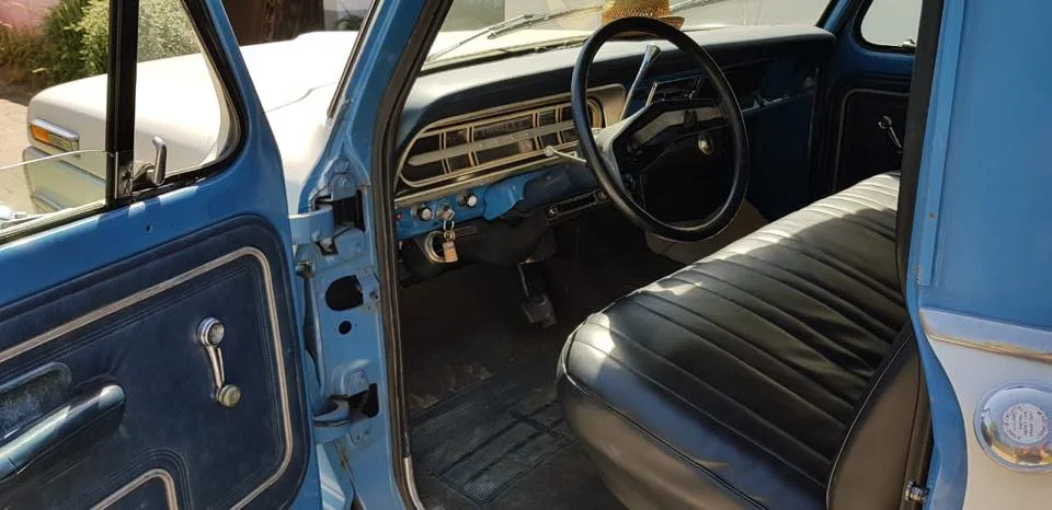 Ford F250 Baujahr 1976 – Foto 2