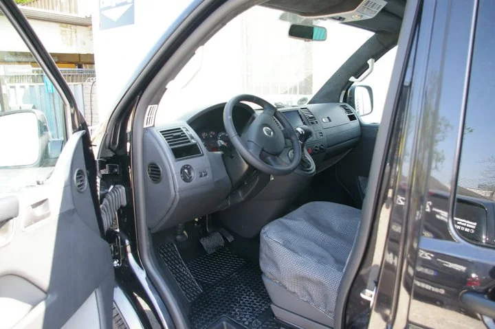 VW T5 mit Navi, Multimedia und komplett Leder/Alcantaraausstattun – Foto 2