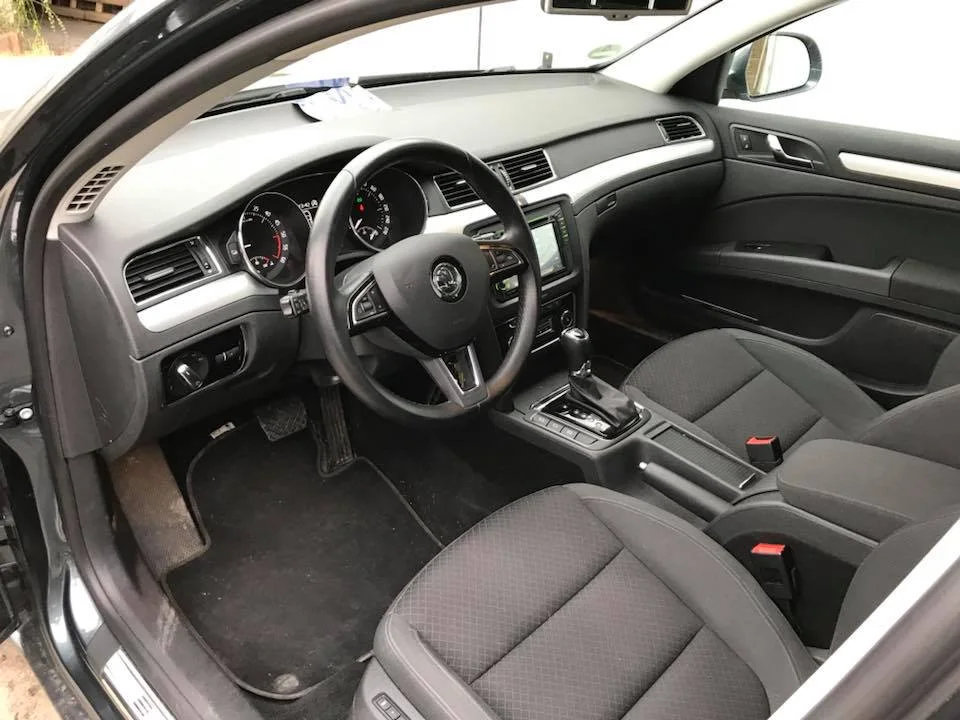 Skoda Superb – Foto 2