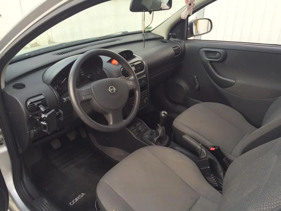 Opel Corsa – Foto 2
