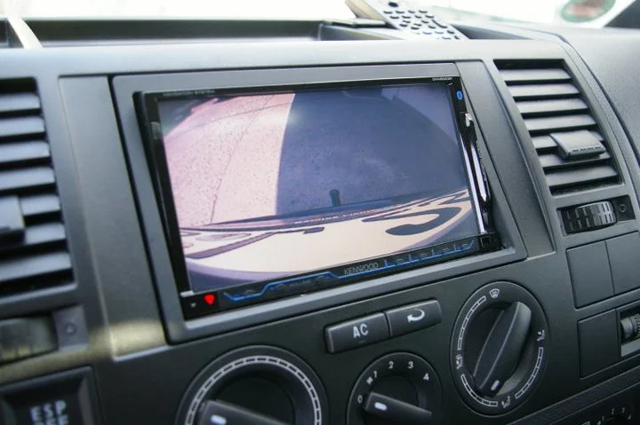 VW T5 mit Navi, Multimedia und komplett Leder/Alcantaraausstattun – Foto 6