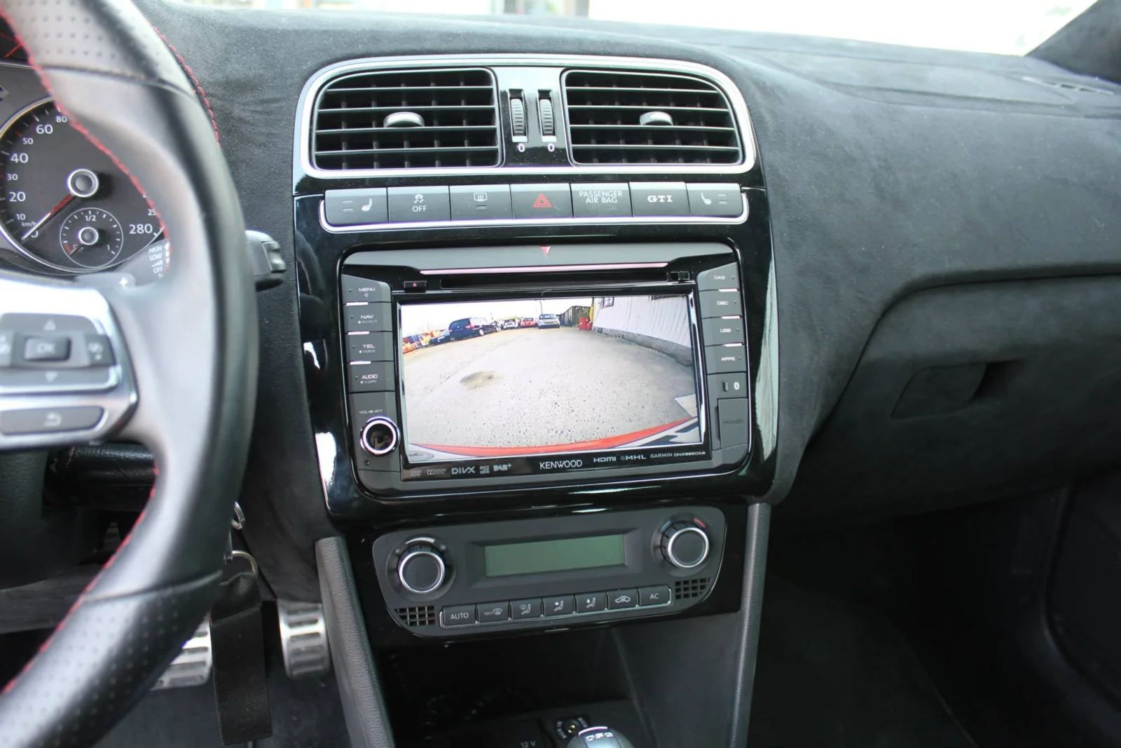 VW Polo CarHifi-Berlin und Kenwood Demo und Showcar – Foto 5