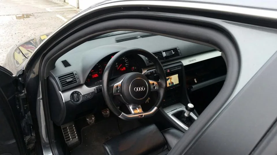Audi RS4 – Foto 2