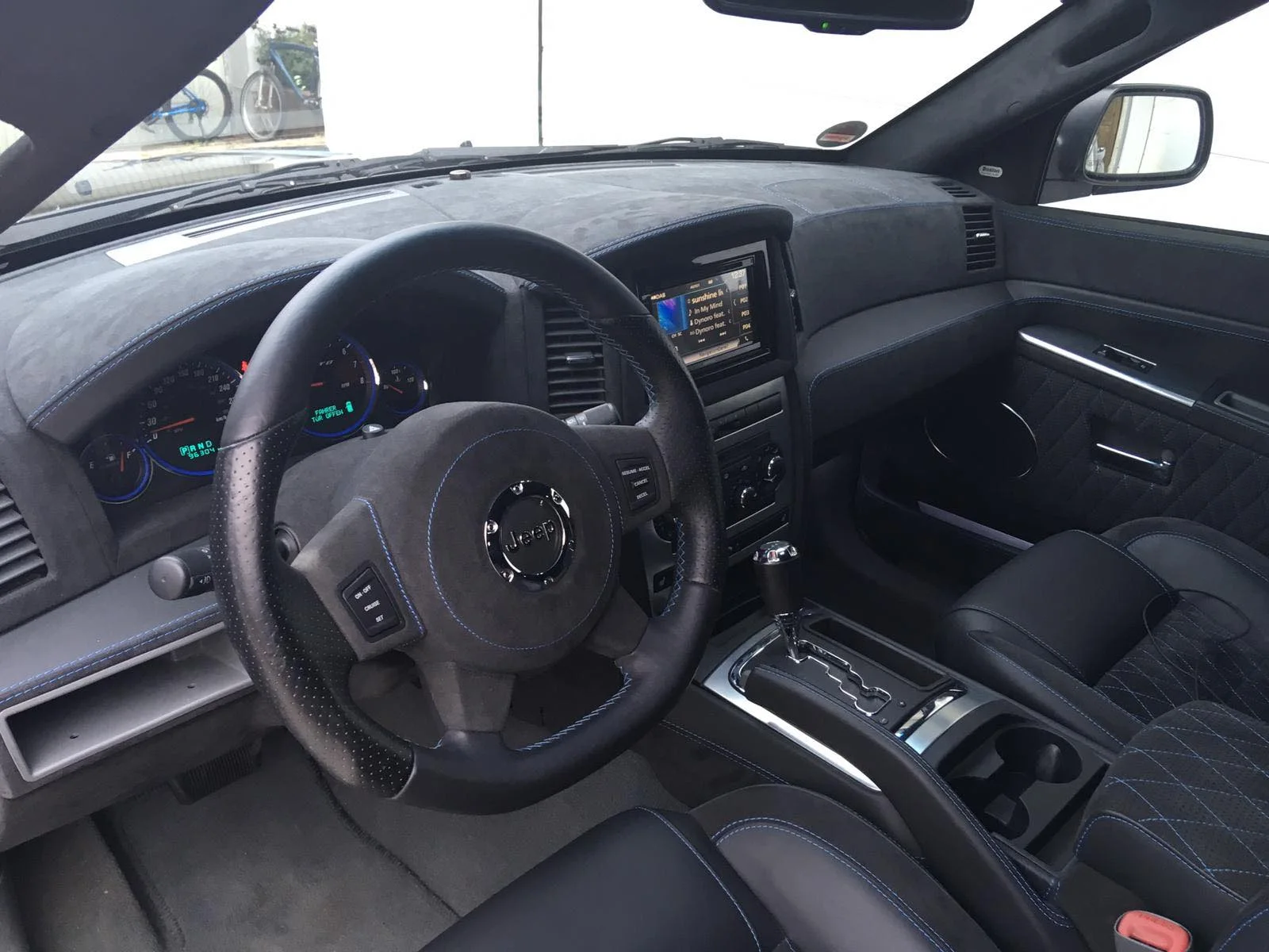 Grand Cherokee SRT – Foto 2