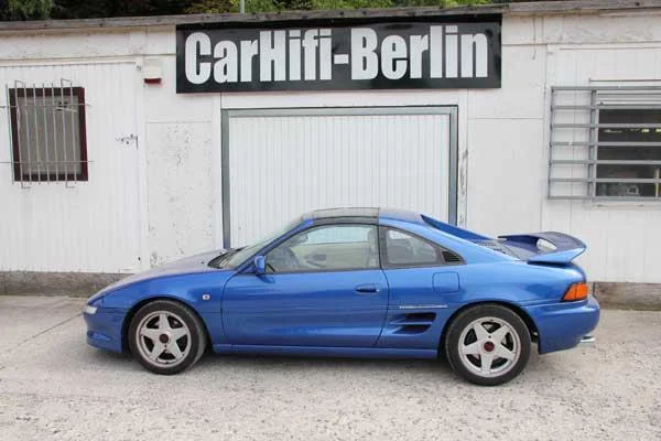 Toyota MR2