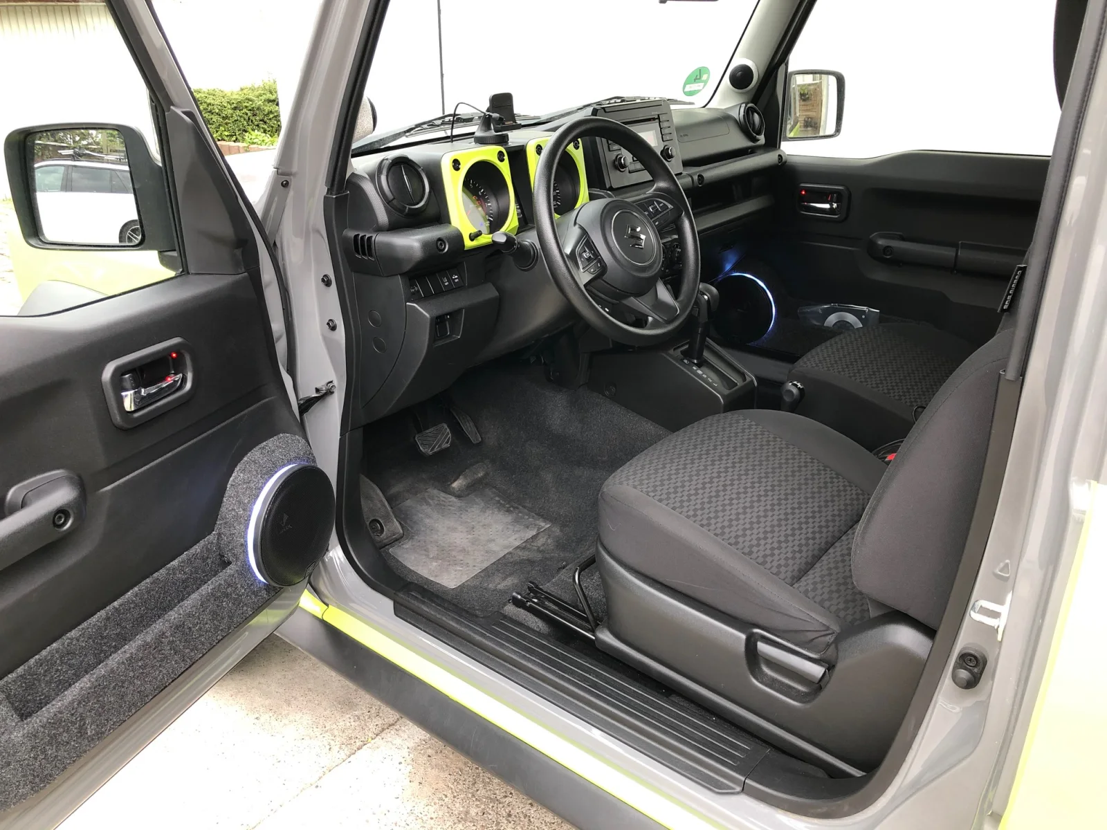 Suzuki Jimny 4. Generation – Foto 2
