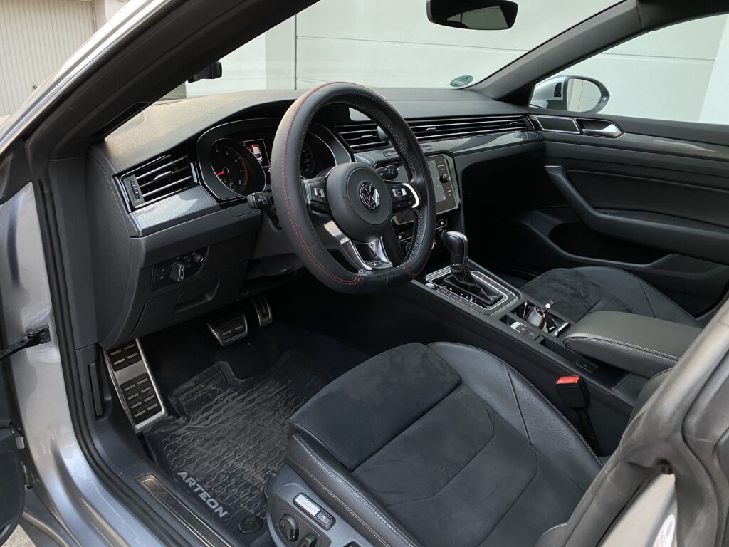 VW Arteon Subwoofer Soundsystem Einbau CarHifiBerlin